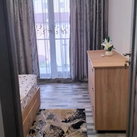 Mamaia Nord Petra *
