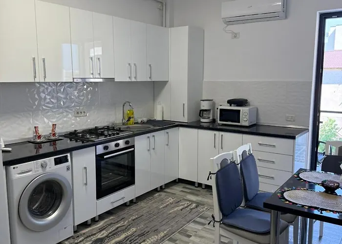 Mamaia Nord Petra * Navodari